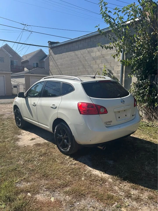 2009 Nissan Rogue - Image 7 of 10