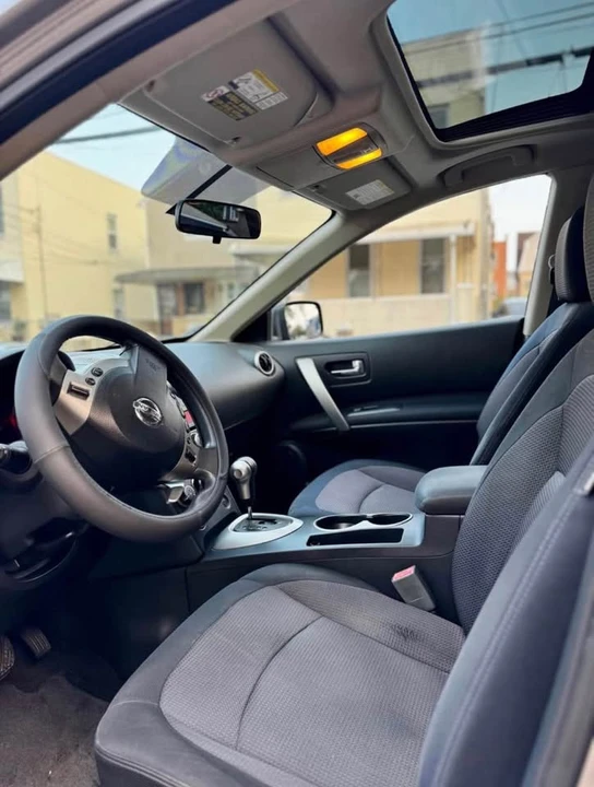 2009 Nissan Rogue - Image 4 of 7