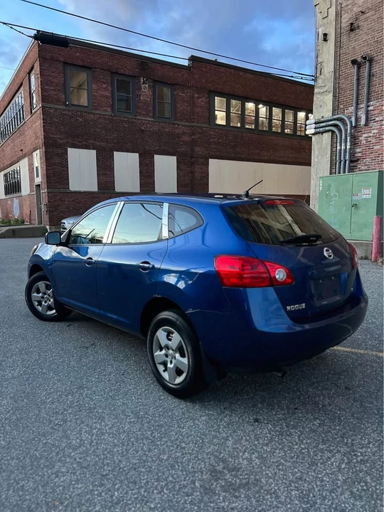 2009 Nissan Rogue - Image 3 of 10