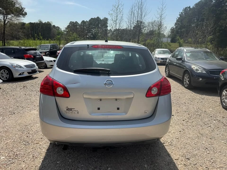 2009 Nissan Rogue - Image 8 of 16