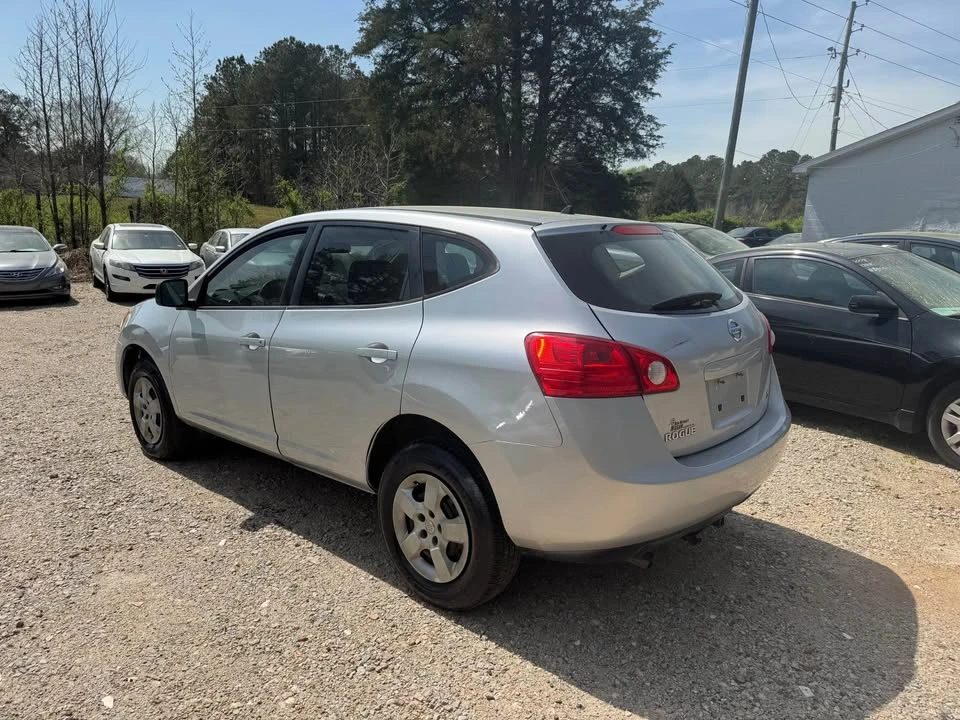 2009 Nissan Rogue - Image 10 of 16