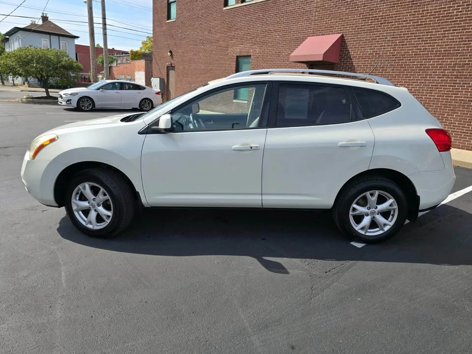 2009 Nissan Rogue - Image 4 of 18