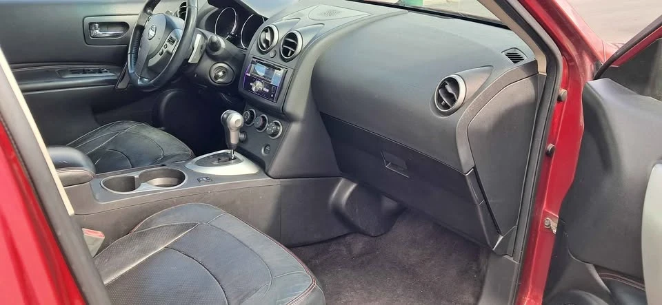 2009 Nissan Rogue - Image 10 of 11