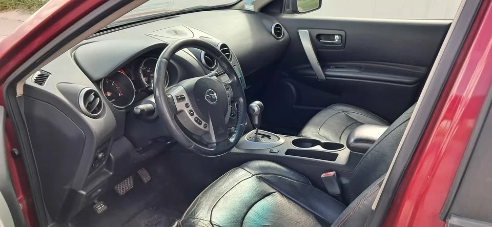 2009 Nissan Rogue - Image 5 of 11