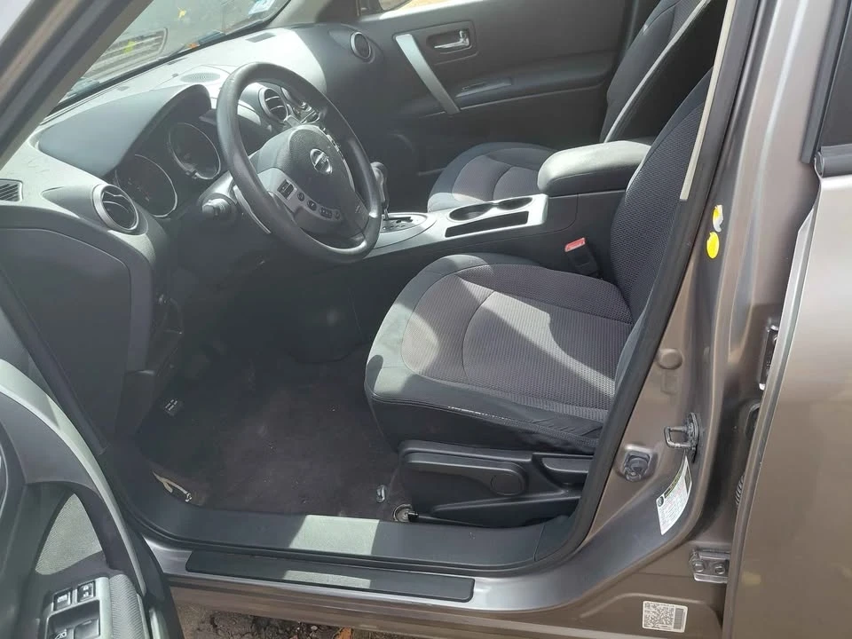 2009 Nissan Rogue - Image 8 of 8