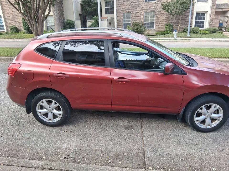 2009 Nissan Rogue - Image 6 of 11