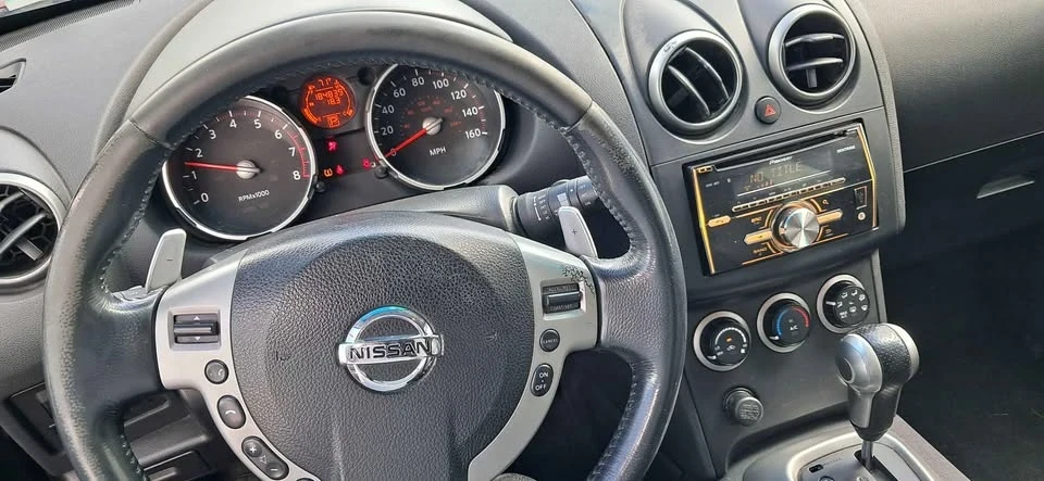 2009 Nissan Rogue - Image 4 of 11