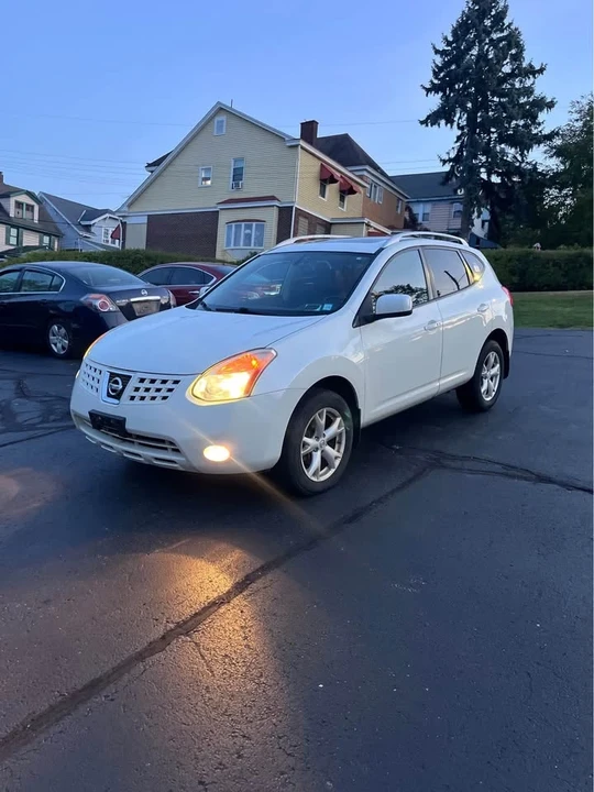 2009 Nissan Rogue - Image 16 of 18