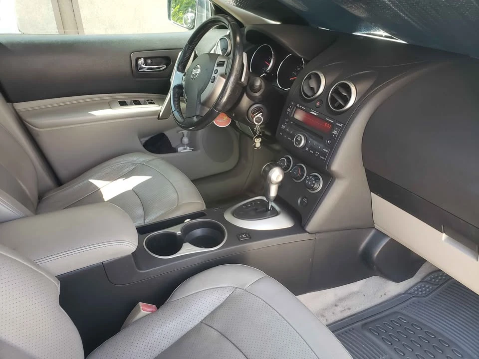 2009 Nissan Rogue - Image 12 of 13