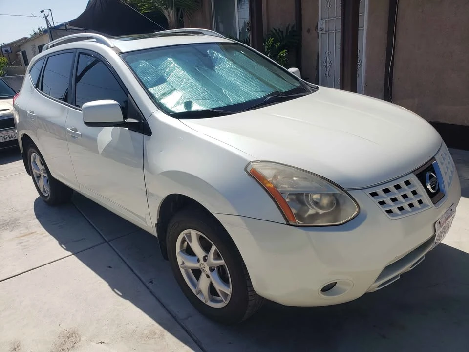 2009 Nissan Rogue - Image 6 of 13