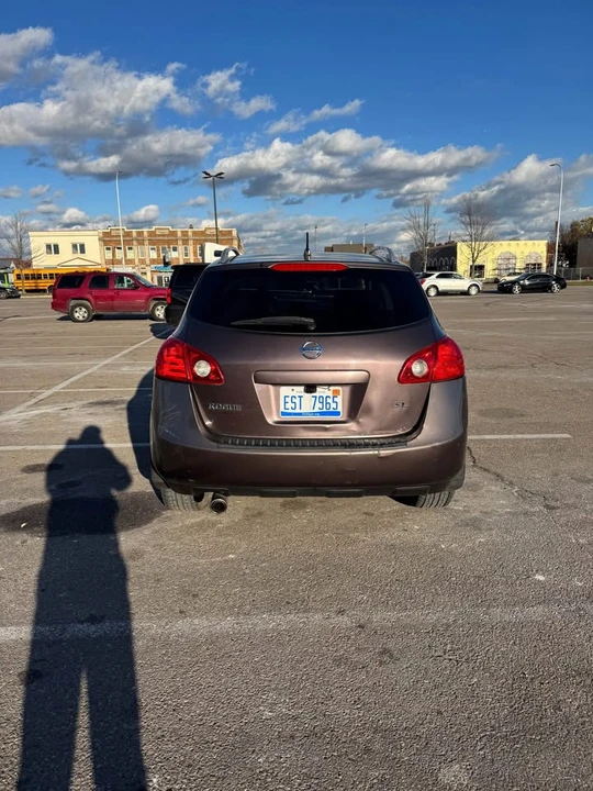 2009 Nissan Rogue - Image 6 of 10
