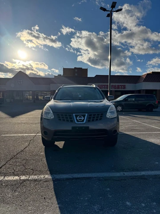 2009 Nissan Rogue - Image 2 of 10