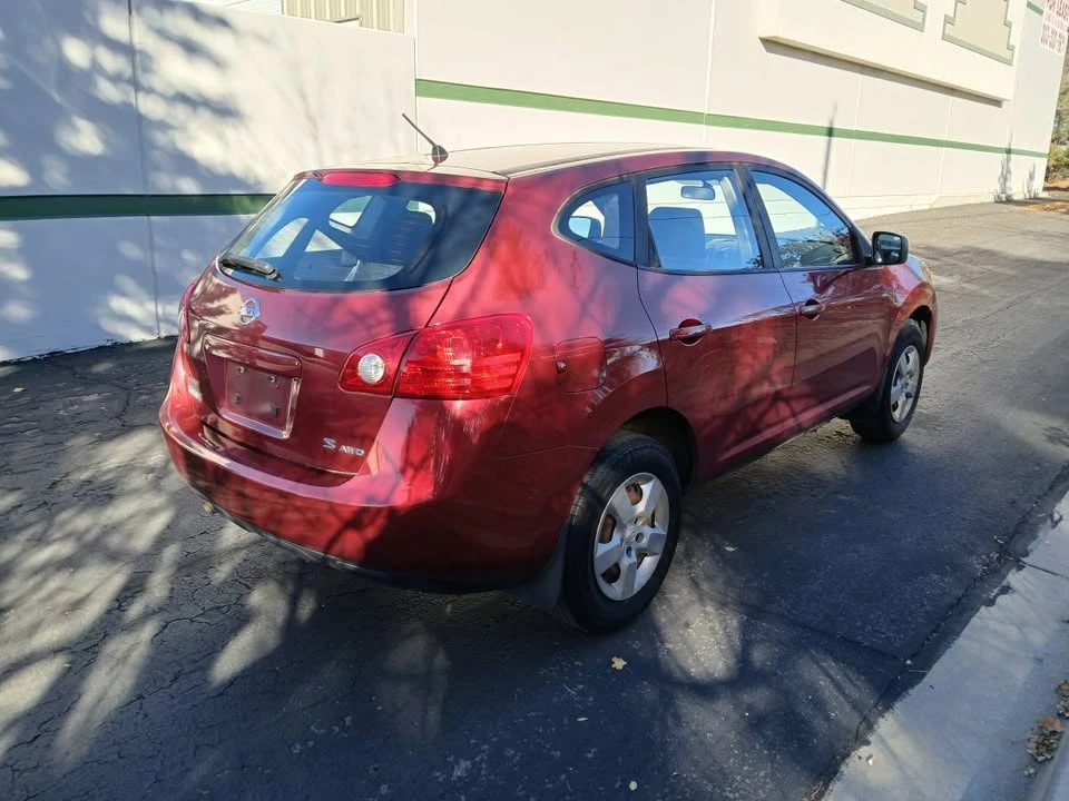 2009 Nissan Rogue - Image 7 of 17