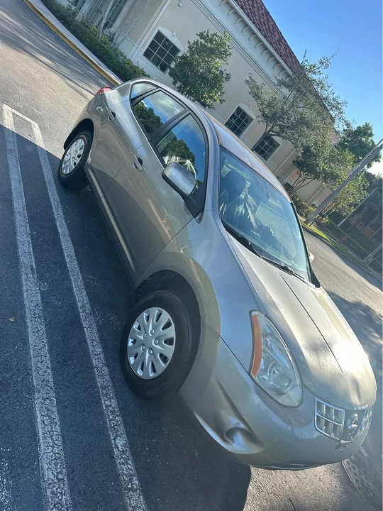 2009 Nissan Rogue - Image 6 of 14