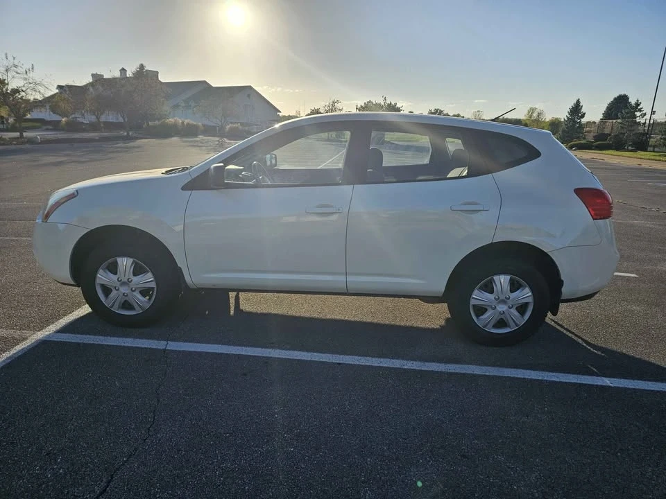 2009 Nissan Rogue - Image 6 of 14