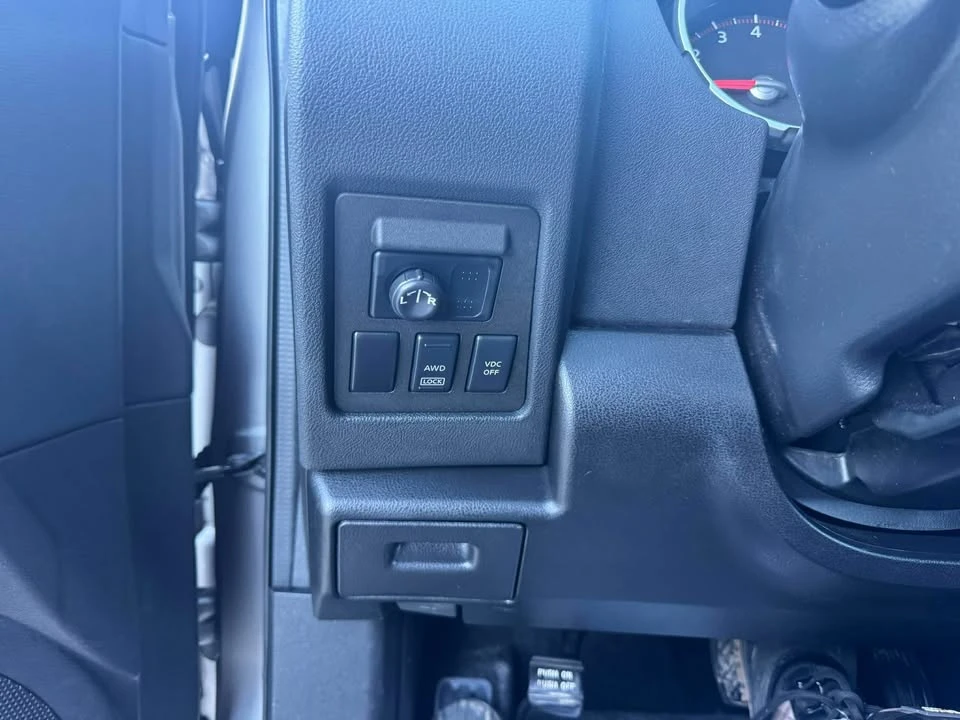 2009 Nissan Rogue - Image 15 of 18