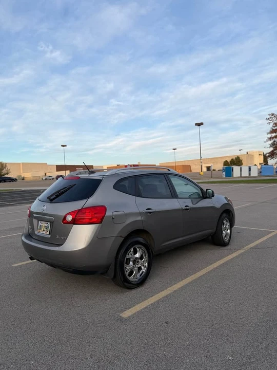 2009 Nissan Rogue - Image 3 of 6