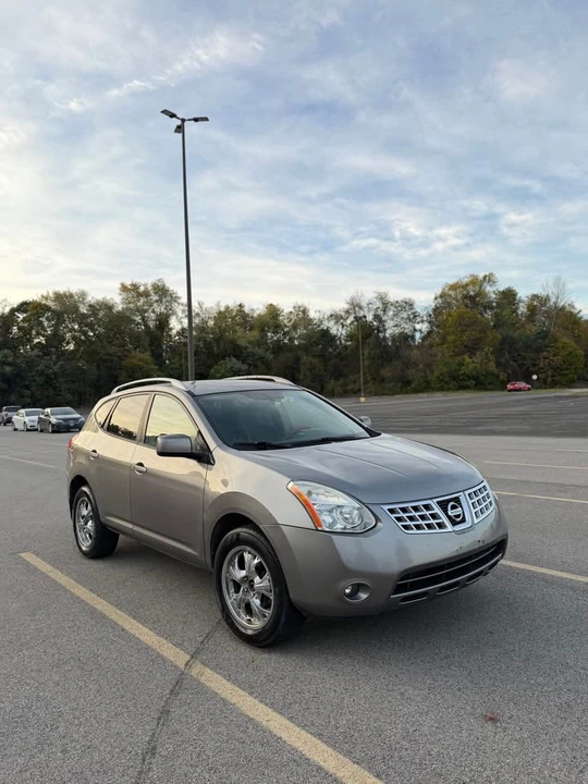 2009 Nissan Rogue - Image 2 of 6