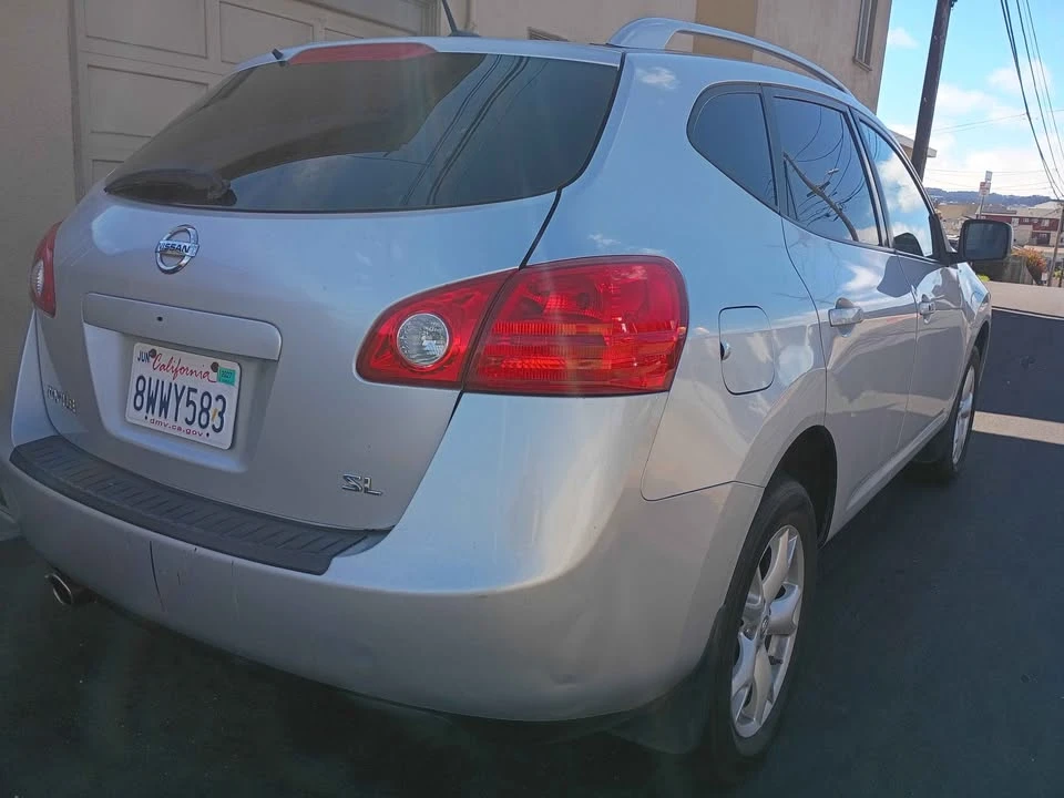 2009 Nissan Rogue - Image 3 of 10