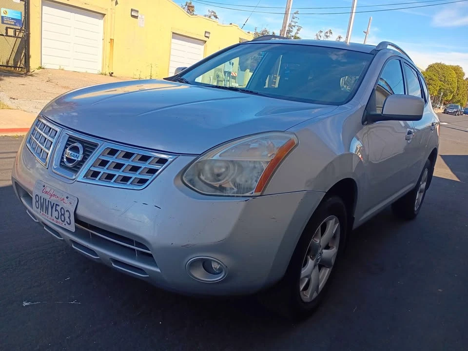 2009 Nissan Rogue - Image 2 of 10