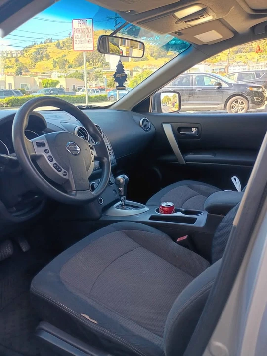 2009 Nissan Rogue - Image 5 of 10