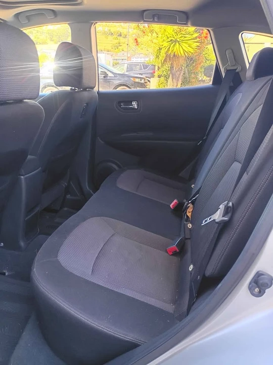 2009 Nissan Rogue - Image 7 of 10