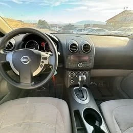 2009 Nissan Rogue - Image 7 of 8