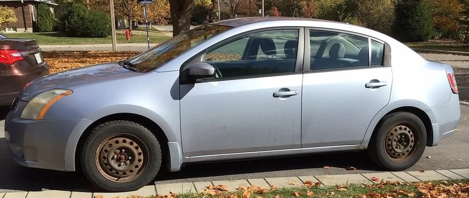 2009 Nissan Sentra 6th Gen - Image 4 of 9