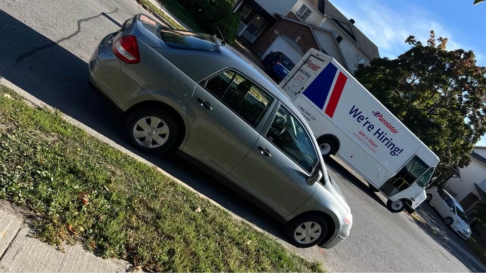 2009 Nissan Versa - Image 2 of 20