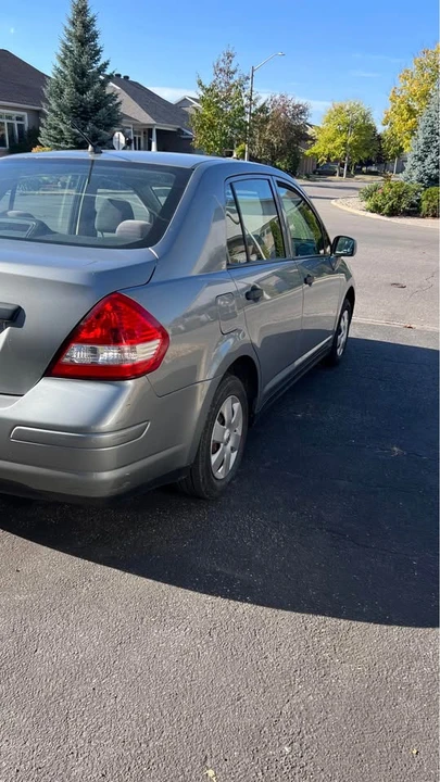 2009 Nissan Versa - Image 4 of 20