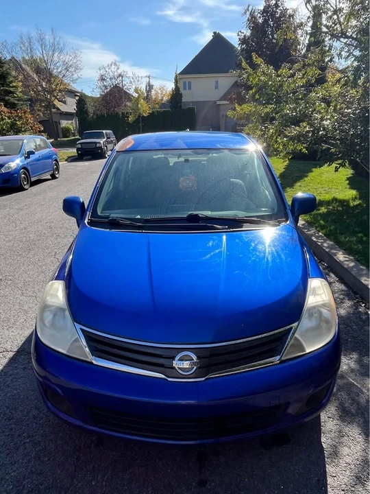 2009 Nissan Versa - Image 2 of 10