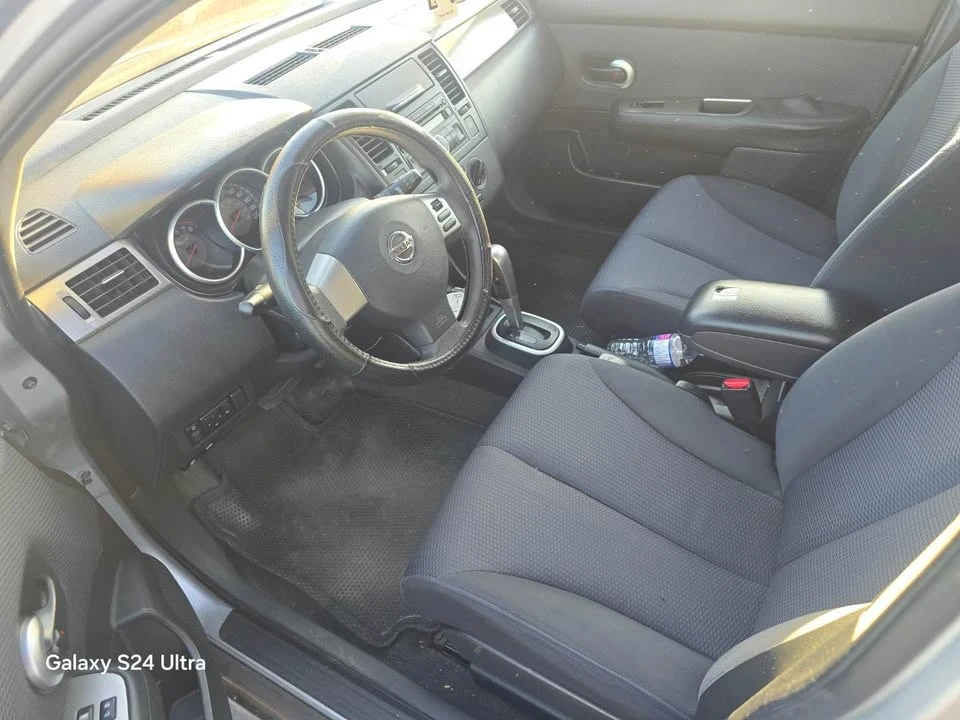 2009 Nissan Versa - Image 4 of 5
