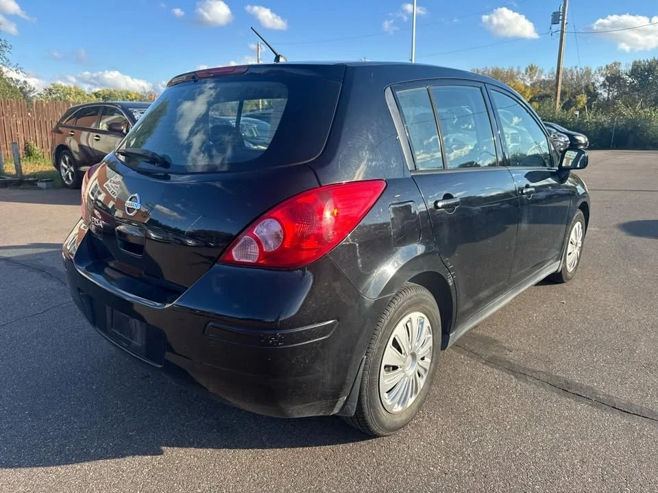 2009 Nissan Versa - Image 5 of 11