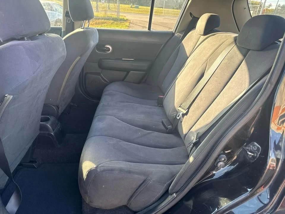 2009 Nissan Versa - Image 11 of 11