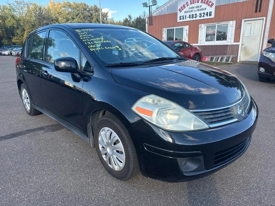 2009 Nissan Versa - Image 3 of 11