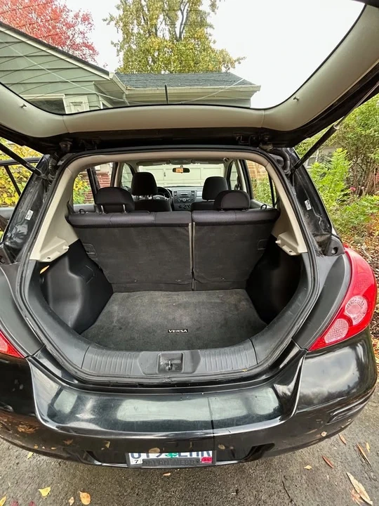 2009 Nissan Versa - Image 5 of 7