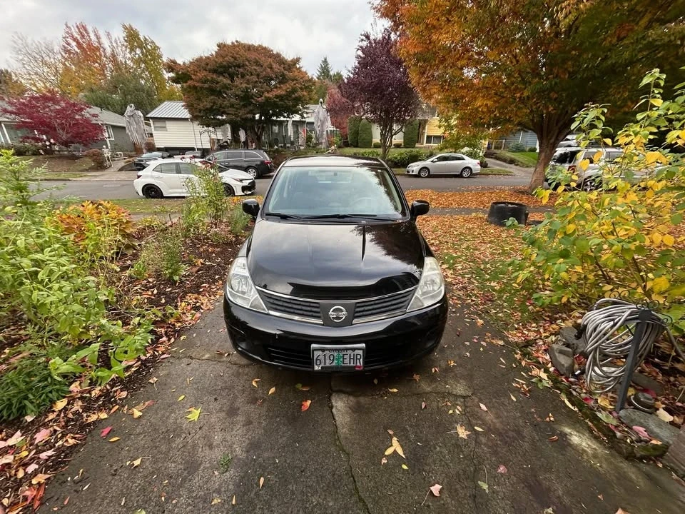 2009 Nissan Versa - Image 3 of 7