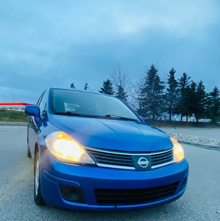 2009 Nissan Versa - Image 4 of 17