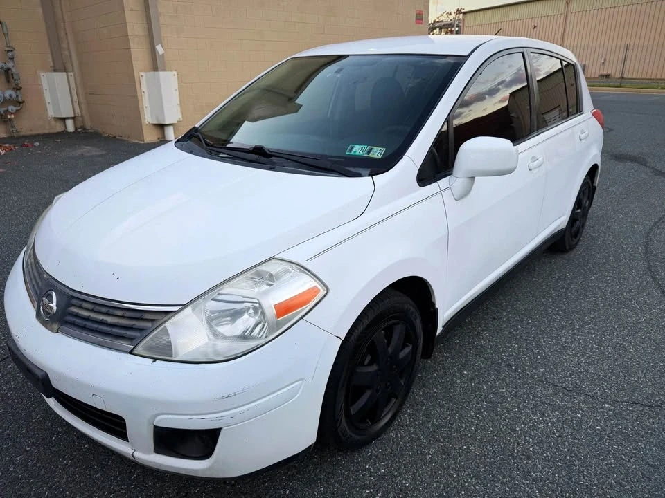 2009 Nissan Versa - Image 5 of 20