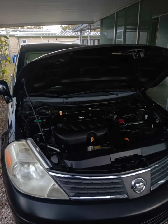 2009 Nissan Versa - Image 7 of 8