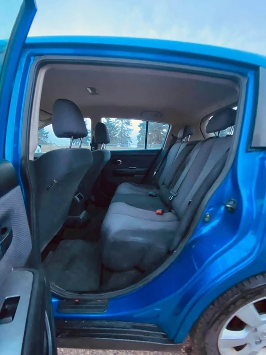 2009 Nissan Versa - Image 8 of 15