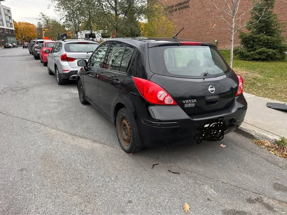 2009 Nissan Versa - Image 4 of 5