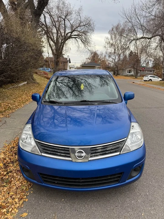 2009 Nissan Versa - Image 2 of 5