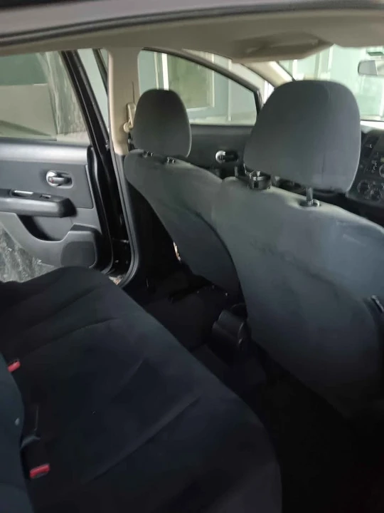 2009 Nissan Versa - Image 4 of 8