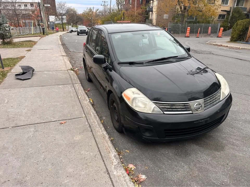 2009 Nissan Versa - Image 3 of 5
