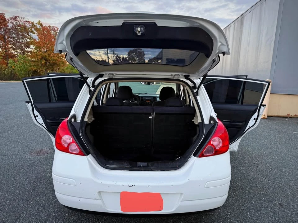2009 Nissan Versa - Image 15 of 20