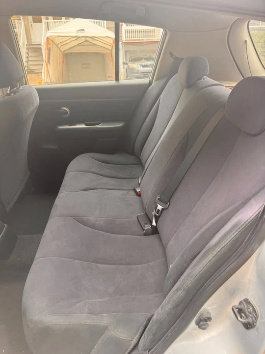 2009 Nissan Versa - Image 12 of 12
