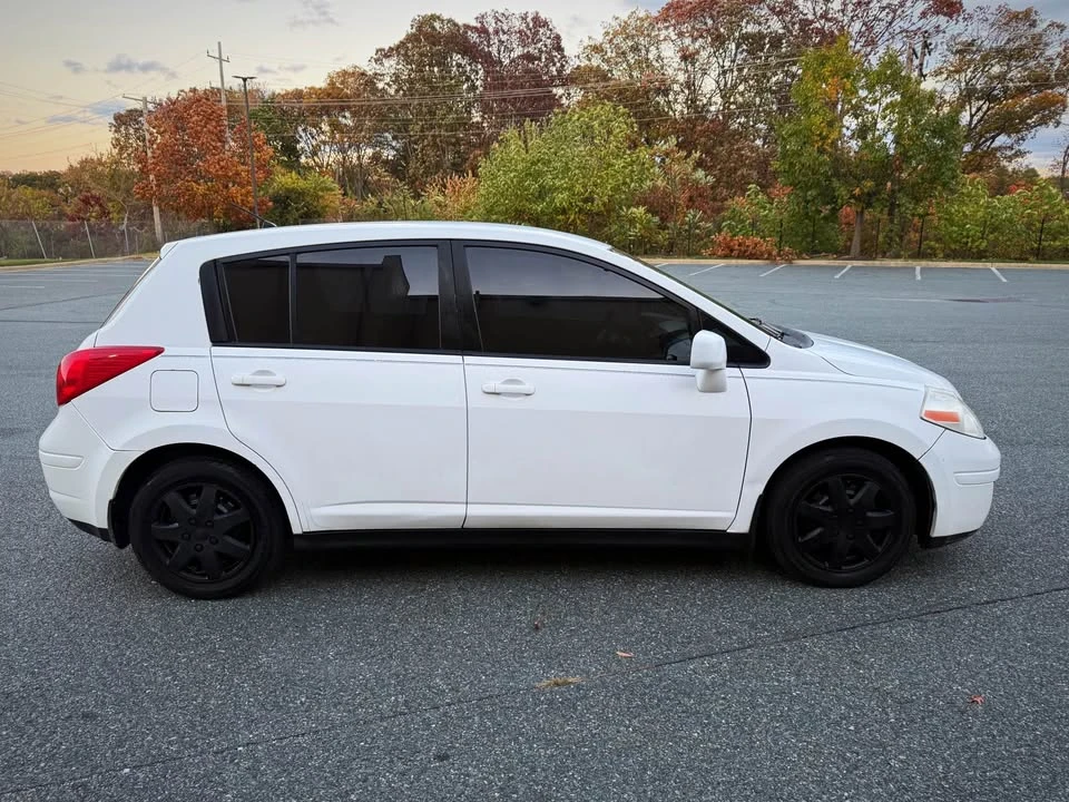 2009 Nissan Versa - Image 18 of 20
