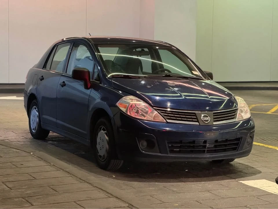 2009 Nissan Versa - Image 7 of 17