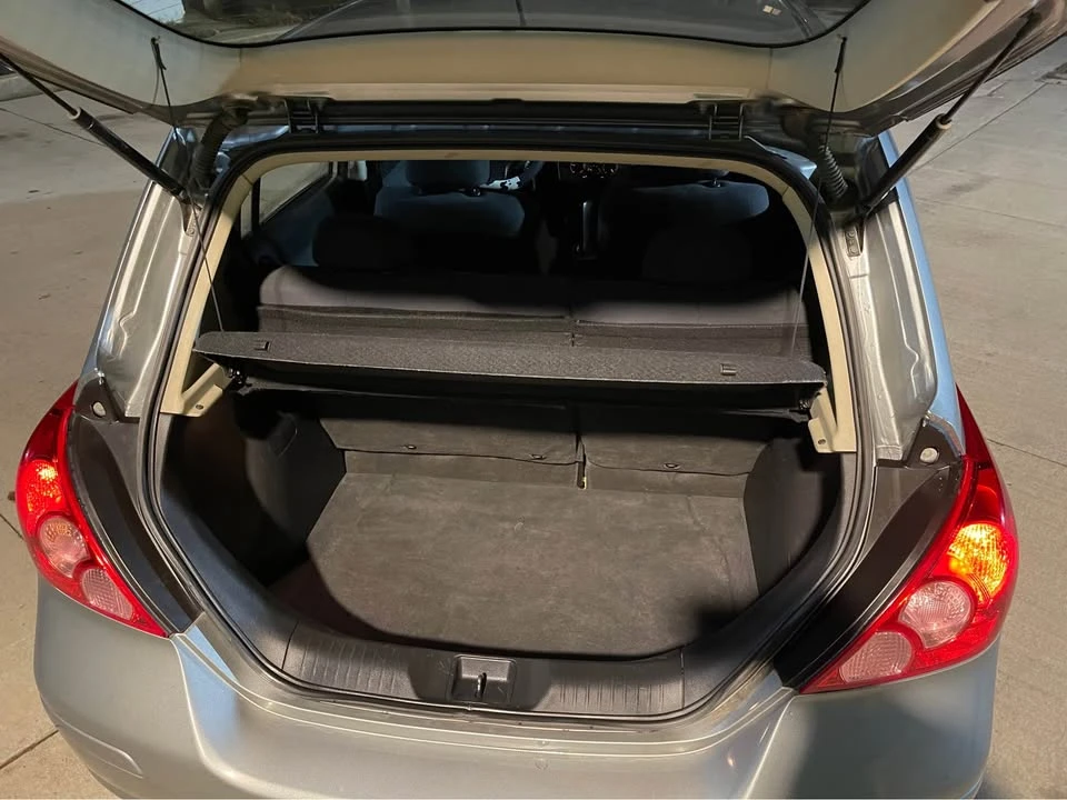 2009 Nissan Versa - Image 8 of 9